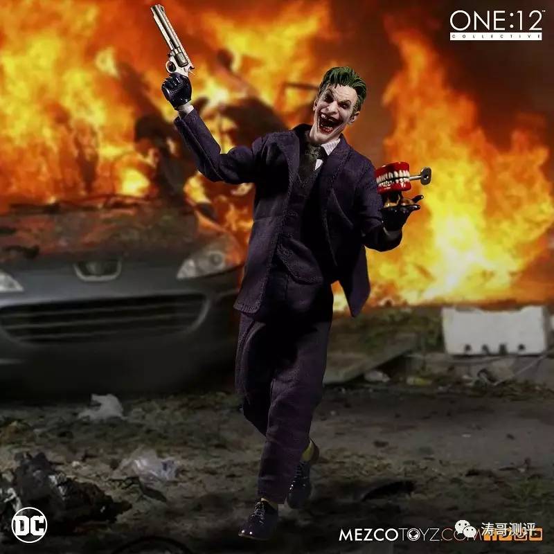 mezco小丑手办测评，蚂蚁厂推出新品《小丑:犯罪王子》1/12 小丑开箱 mezco，mezco小丑，mezco小丑手办开箱测评 第1张
