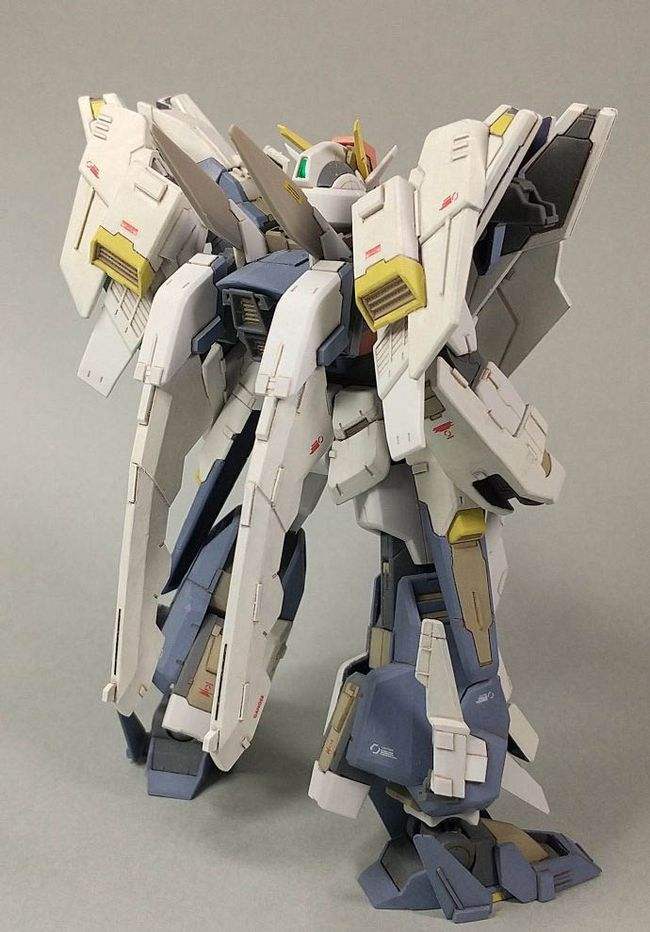 高达模型多少钱(成品高达模型买卖)  第2张